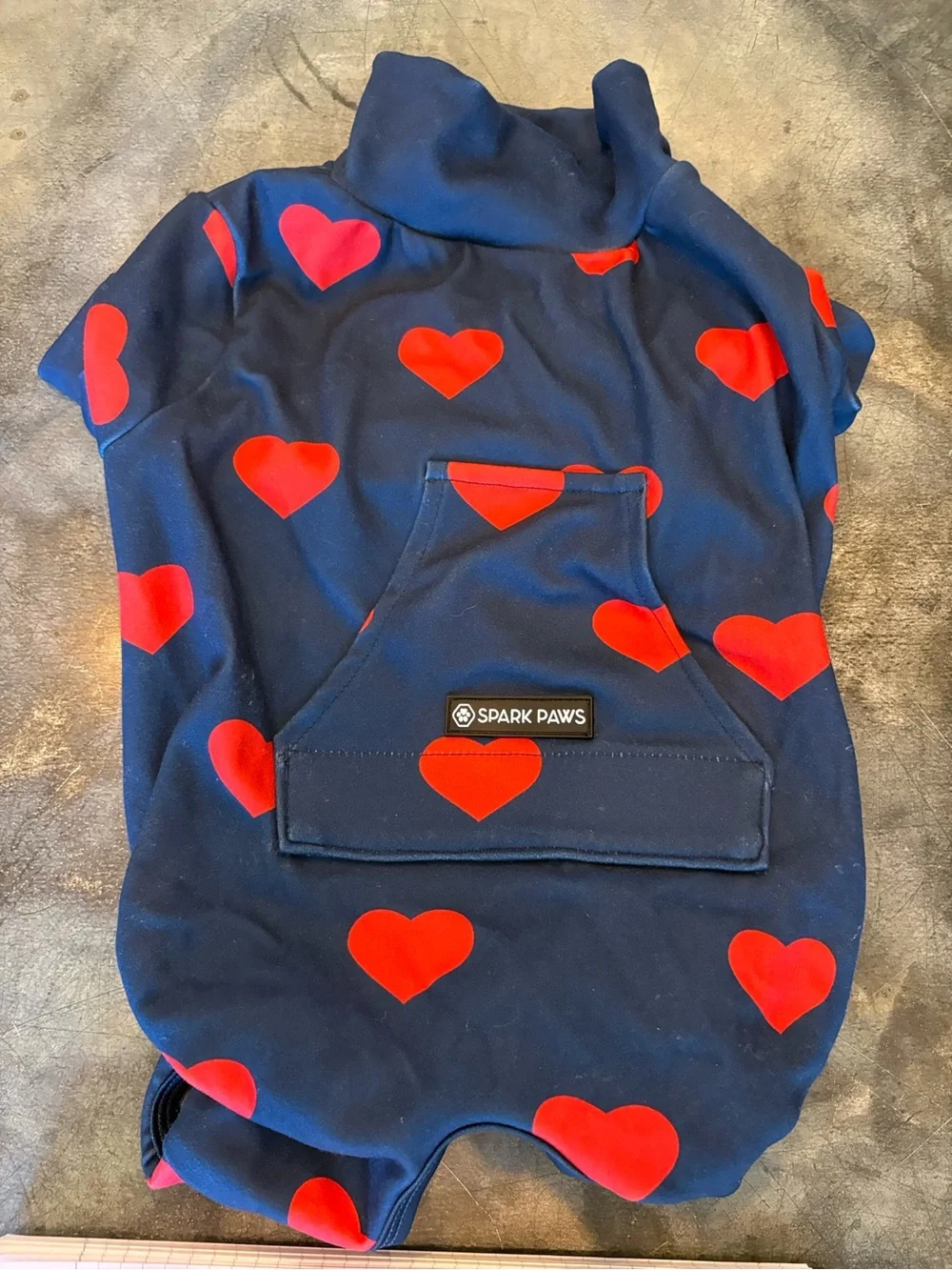 Dog, spark paws pajamas, navy blue with red hearts, XL, Q66